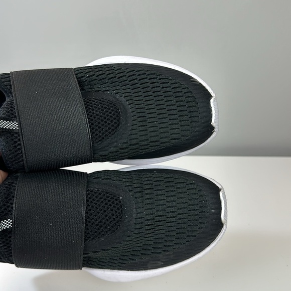 Sorel Kinetic Impact Sneakers Black Strap Mesh Slip On Fabric Shoes Size 9.5 - Picture 13 of 16